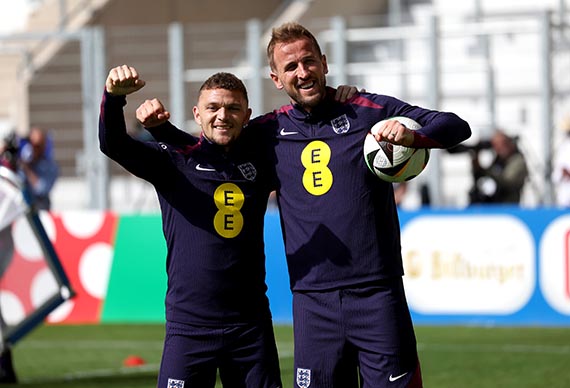 England's Kieran Trippier and Harry Kane